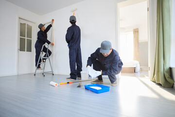 House painters painting client's house