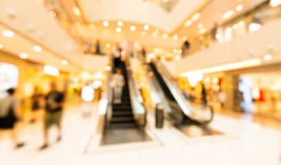 Fototapeta premium Blur of people on shopping mall