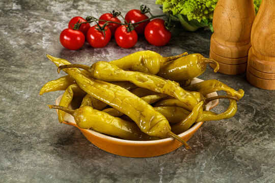Canned marinated jalapeno pepper
