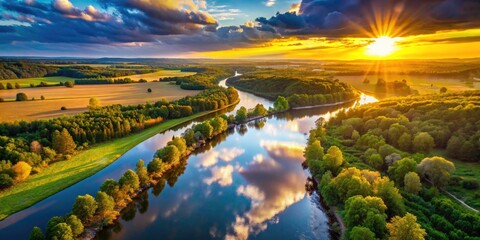 Obraz premium Stunning river landscapes bathed in sunlight, showcasing breathtaking views at dawn and dusk.