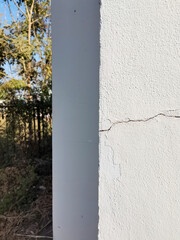 Concrete wall with cracks