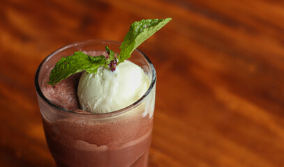 chocolate milkshake with mint