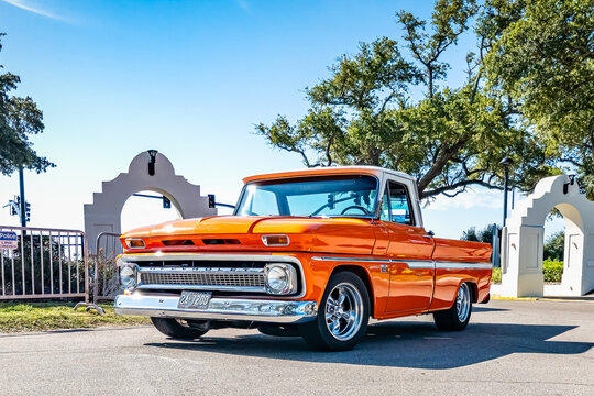 1966 Chevrolet C10 Fleetside Pickup Truck