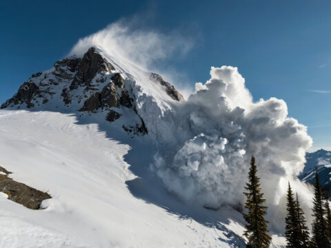 Una avalancha que cae desde una monta&ntilde;a nevada
