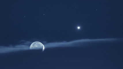 Venus and the Moon © Bota Photography