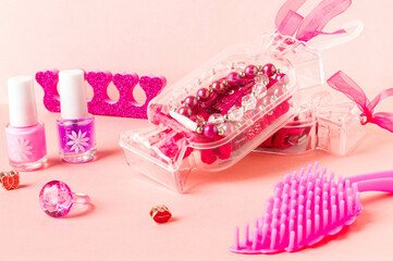 Candy-Shaped Jewelry Containers and Glittering Nail Tools for girls. Jewelry and Beauty Accessories...