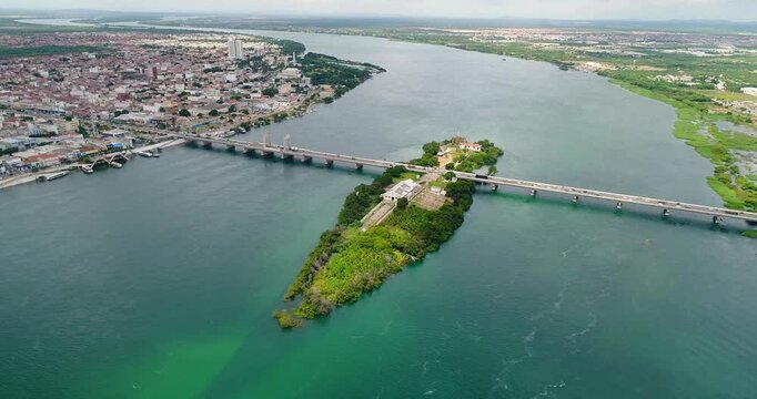 Petrolina Pernambuco, Bridge with Juazeiro da Bahia Brazil, Ponte sobre Rio S&atilde;o Francisco