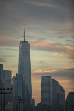 New York, USA: One World Trade Center (also called Freedom Tower) in pastel sunset colours