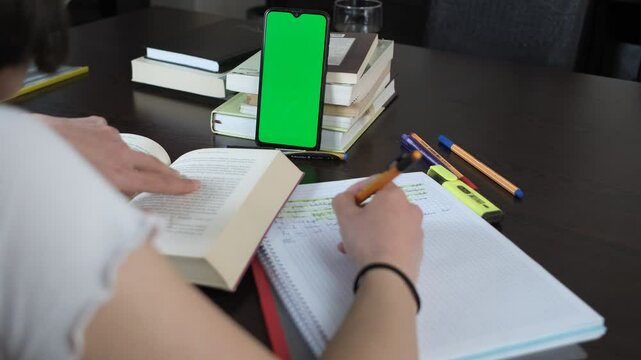 Studying with phone green screen