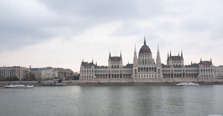 Fototapeta premium This is the Hungarian Parliament Building located in Budapest, Hungary, alongside the Danube River. High quality photography