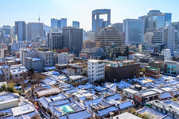 눈내린 서울시 종로구 인사동의 풍경