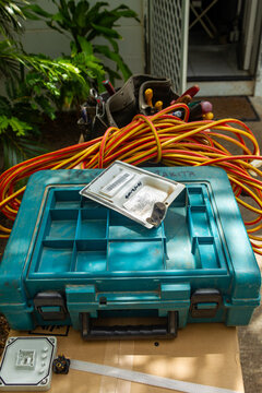 blue kit box inspection plate extension leads