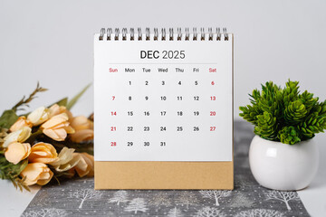 December 2025 Desk Calendar with Flowers and Potted Plant
