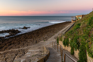 Sonnenaufgang in Consola&ccedil;&atilde;o bei Peniche in Portugal