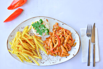 pasta with tomato sauce