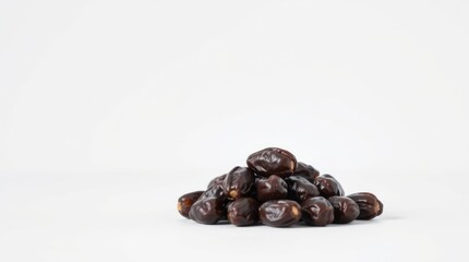 Obraz premium Kurma Tunisia dates presented gracefully and elegantly, emphasizing refined features and textures. The image evokes 
