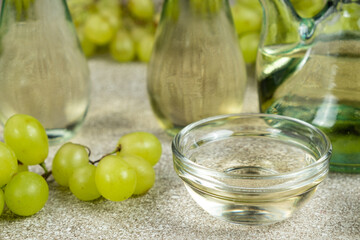 Wine White Natural Vinegar In Gravy Bowl