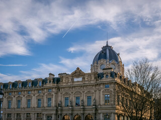 Bâtiment du tribunal de commerce de Paris