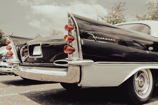 Heckflosse eines Chrysler DeSoto Fireflite, Rheinbach, Deutschland, 13.07.2024
