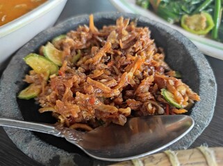 Anchovies with lime dish