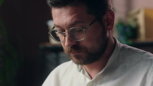 Puzzled Caucasian adult trader agent think male manager middle-aged company man leader executive businessman working in office indoor pensive guy entrepreneur contemplating difficulty business trouble