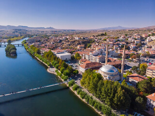 Obraz premium Aerial view of avanos cityscape along kizilirmak river, Cappadocia - amazing travel destination in Turkey