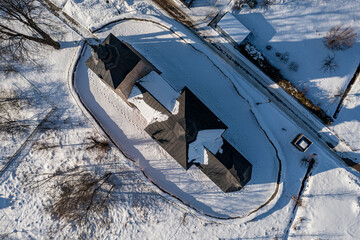 Cerkiew św. Dymitra w Szczawniku, zima.  © Maciej G. Szling