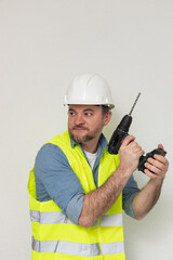 Working with a drill requires strict safety precautions. A helmet, vest and safety glasses will ensure your safety. Compliance with safety precautions reduces the risk of injury. protective equipment