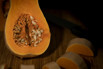 Calabaza partida que se ven las semillas