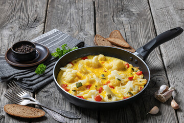 cauliflower, zucchini and red bell pepper frittata