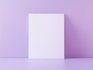 Naklejka premium A blank white sheet against a soft purple background, ideal for presentations or designs.