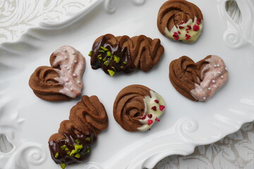 バレンタイン　絞り出しクッキー　チョコレートのトッピング