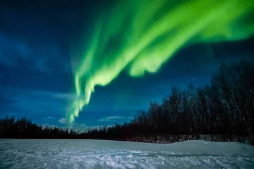 Photo sur Plexiglas Northern lights, Aurora borealis in Swedish lapland, Abisko, Kiruna Winter landscape Majestic northern lights dance in starry sky