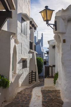 In the centre of Binibeca