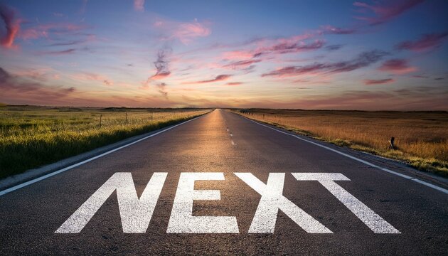 感動的な夕日をバックにNextと書かれた道路のシーン 次
