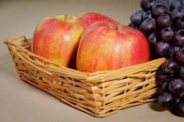 Apple and grape fruit