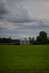a house in the countryside