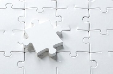 puzzle white pieces