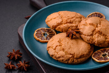 Sweet round crispy lemon cookies