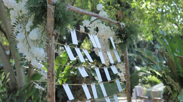 Photo hanger, garden wedding, 3 video clips