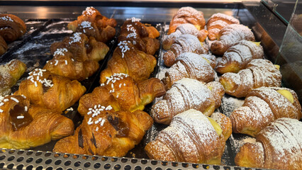 Italian Cornetti: Freshly Baked Croissants with Sweet Fillings