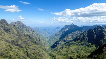 Fototapeta premium Mountain Valley Panorama