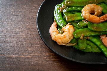 Stir-Fried Green Peas with Shrimp