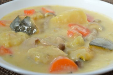 クリームシチュー