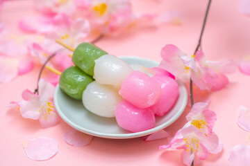 お花見の三色団子