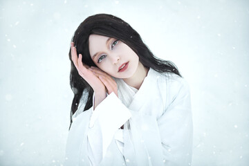 pale japanese heroine