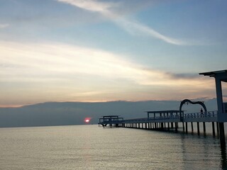Obraz premium pier at sunset
