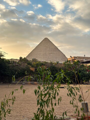 pyramids of giza
