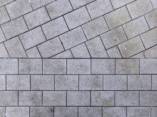 Gehweg Platten aus Stein verlegt