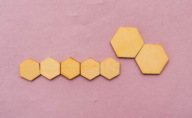 Arte en Madera: Estructura Hexagonal Contemporánea - foto de stock 